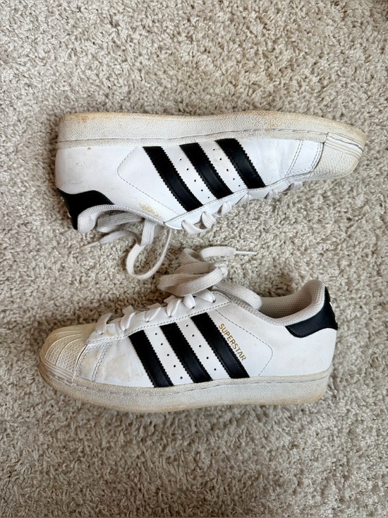 adidas Shoes - Adidas Superstar Sneakers - Size 5.5 Women’s